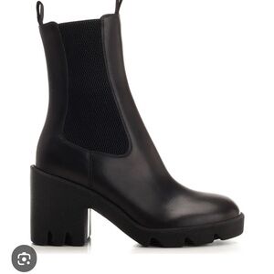 Burberry Alf Stride Chelsea Boots – Black Leather